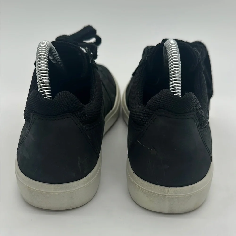 Ecco Nubuck Men's Black Casual Sneakers Size 5.5